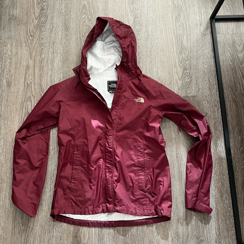 North face women’s venture jacket
